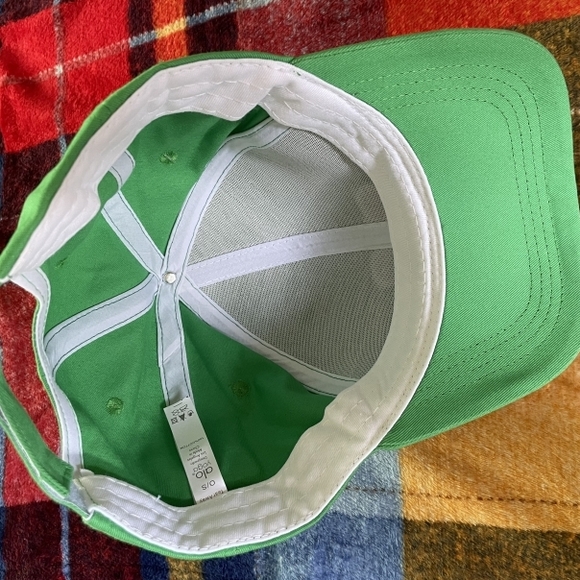 ALO Yoga Green Cap with White Logo - Picture 5 of 5